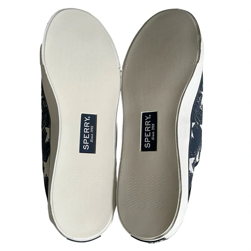 Sperry Top-Sider Seacost Isle Stars & Stripes Flag Size 10